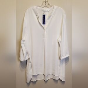 284. NWT - Peter Nygard Woman Tunic Blouse